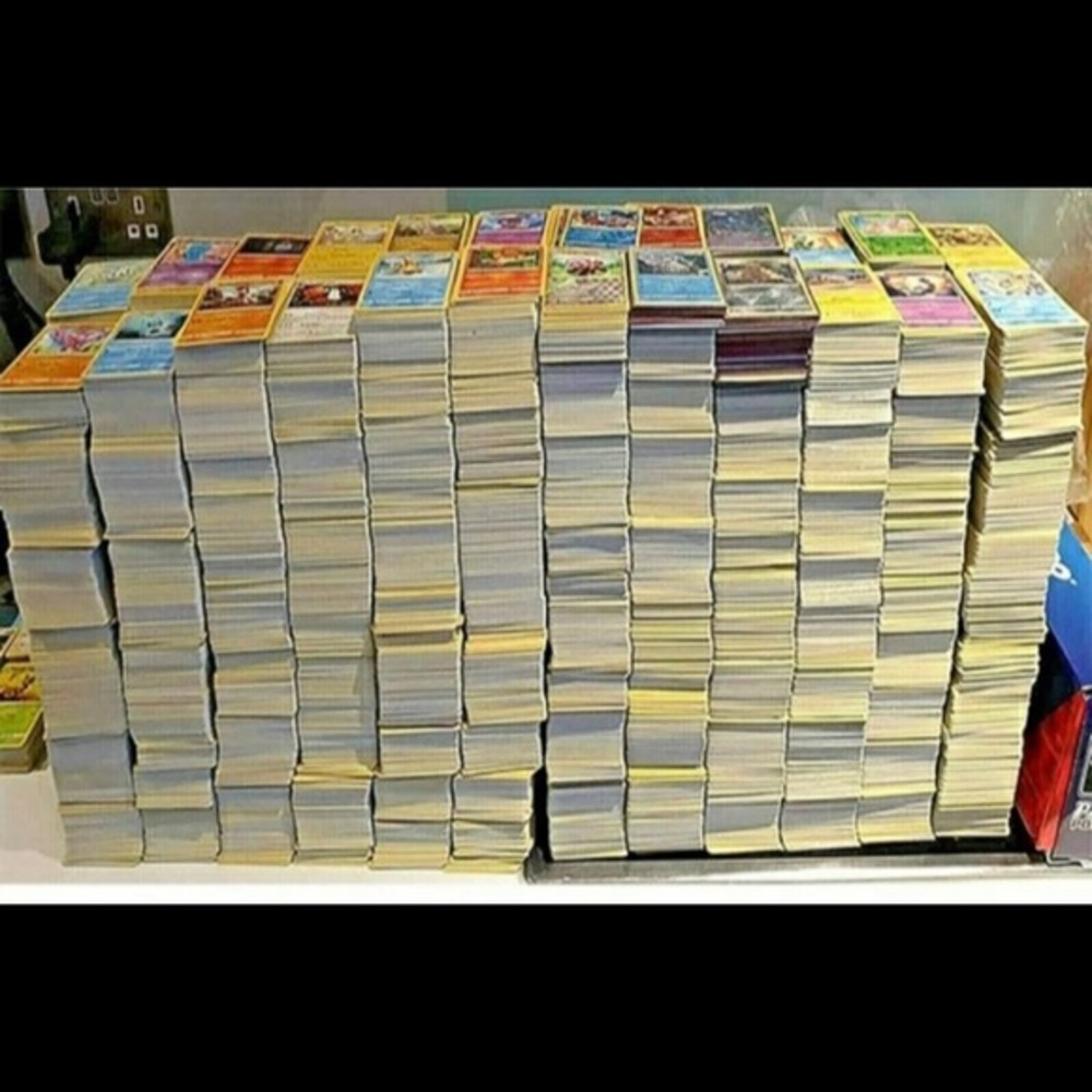Pokemon 100 Card Pack With Guaranteed Gift Item With Each Purchase